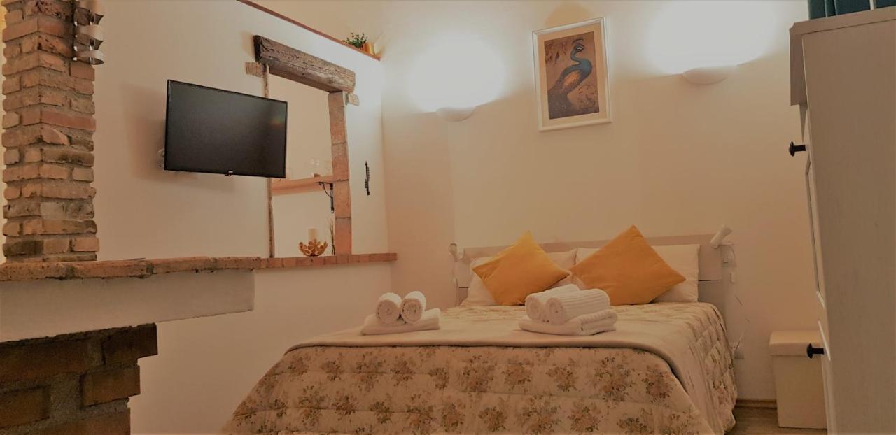 Hotel Maximilian Seven à Aiello del Friuli Extérieur photo